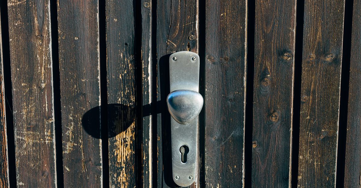Door Knob Lock Replacement — Skyline Secure Toronto Locksmith