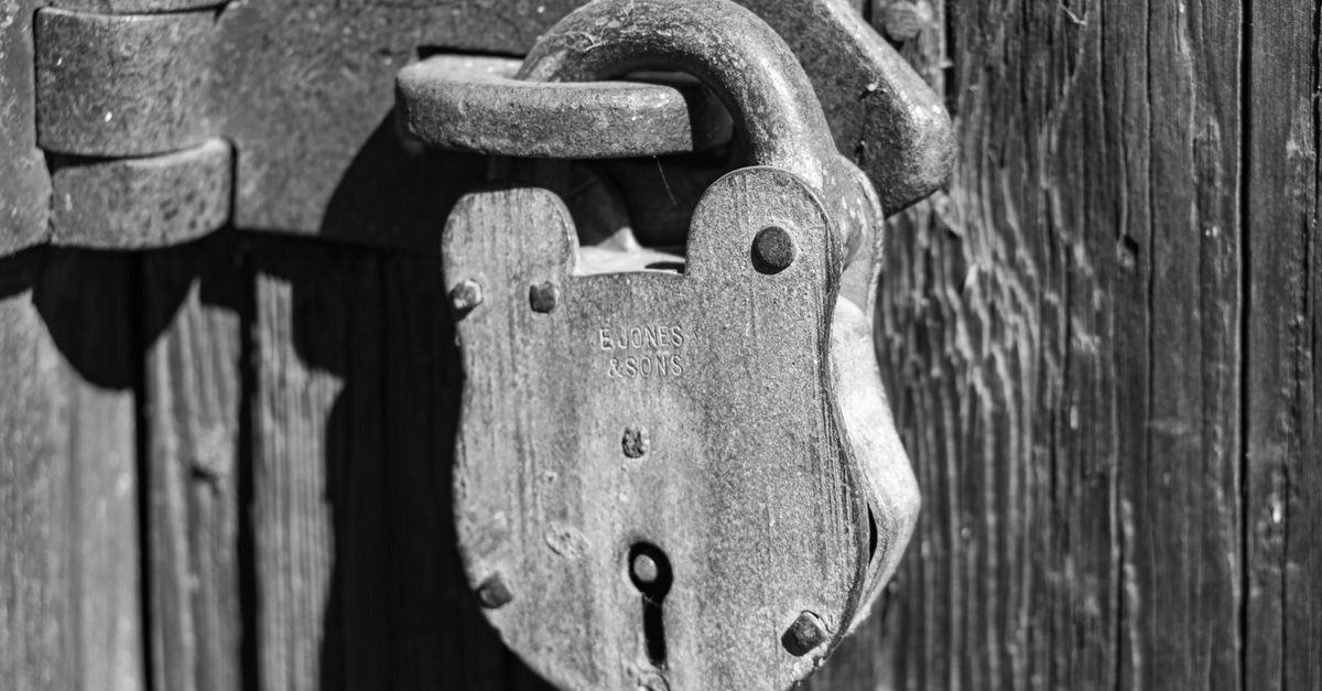 Locked Out Of Your House? Here's What Our Emergency Locksmith Team Does — Skyline Secure Toronto Locksmith